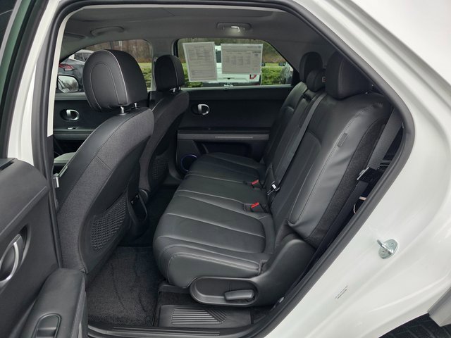 Used 2024 Hyundai Ioniq 5 Limited image 18