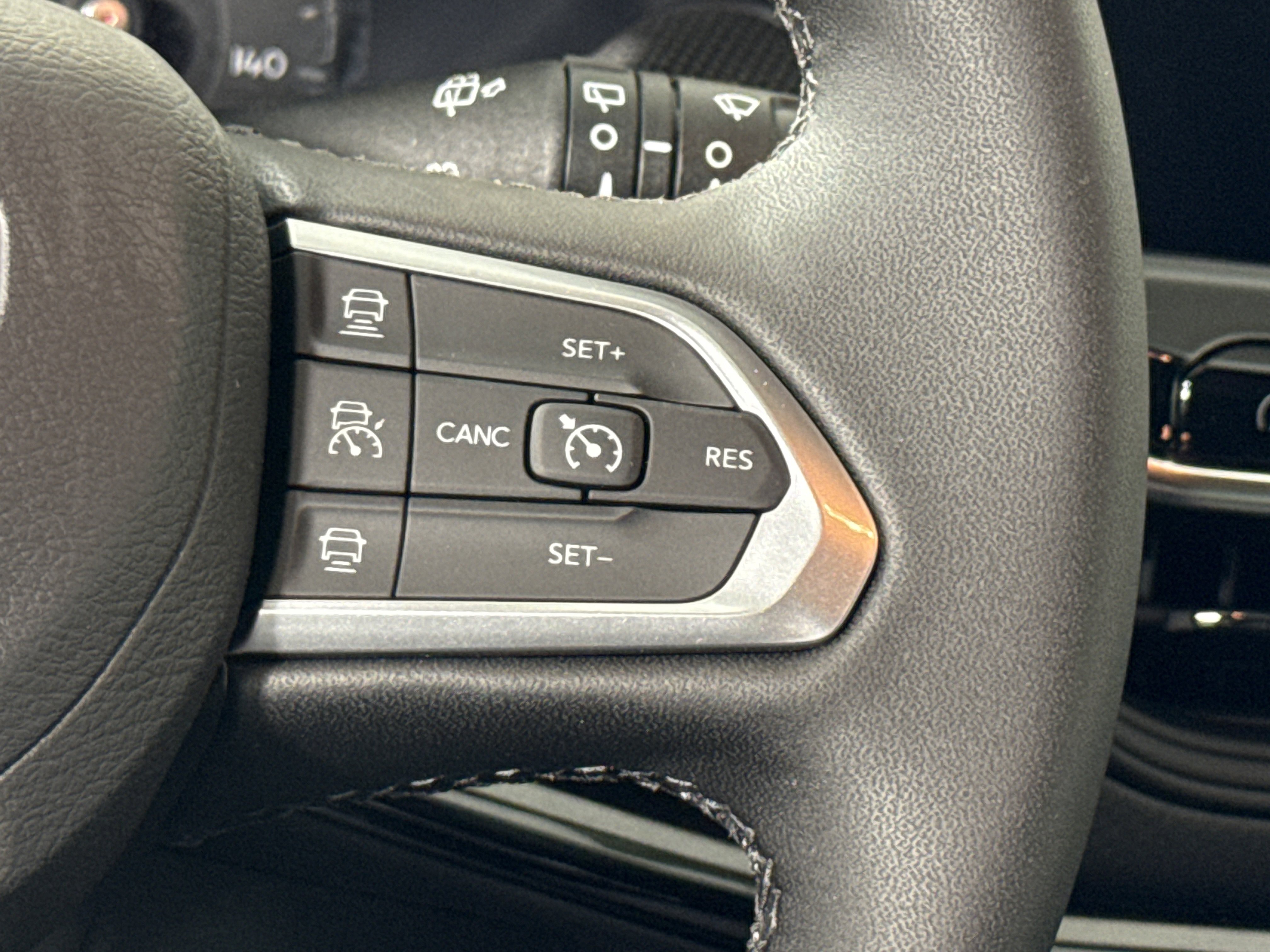 New 2026 Jeep Compass Limited AWD/4WD image 18