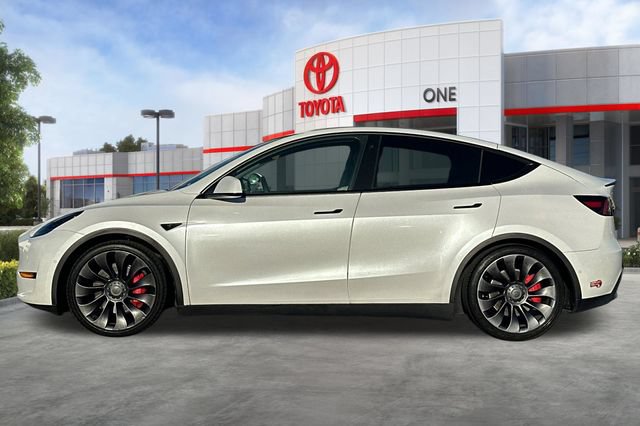 Used 2022 Tesla Model Y Performance AWD/4WD image 8