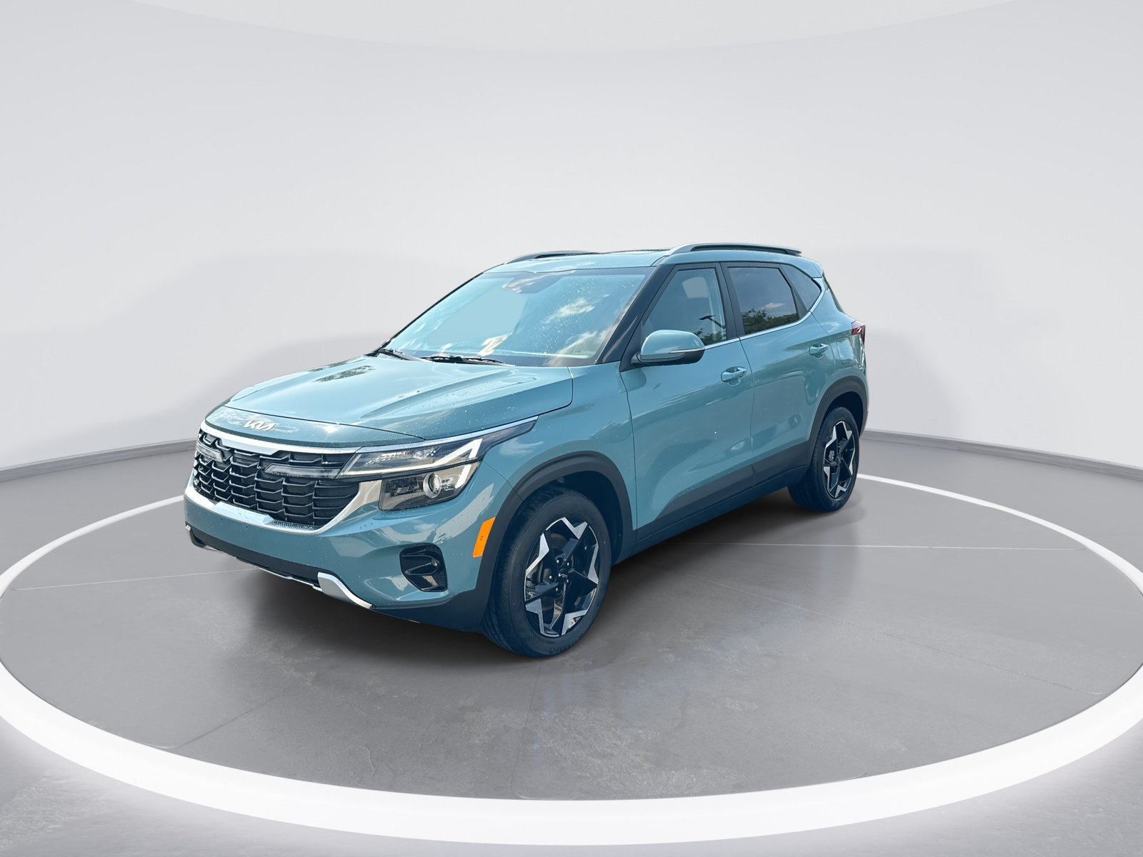 Used 2024 Kia Seltos EX AWD/4WD image 5