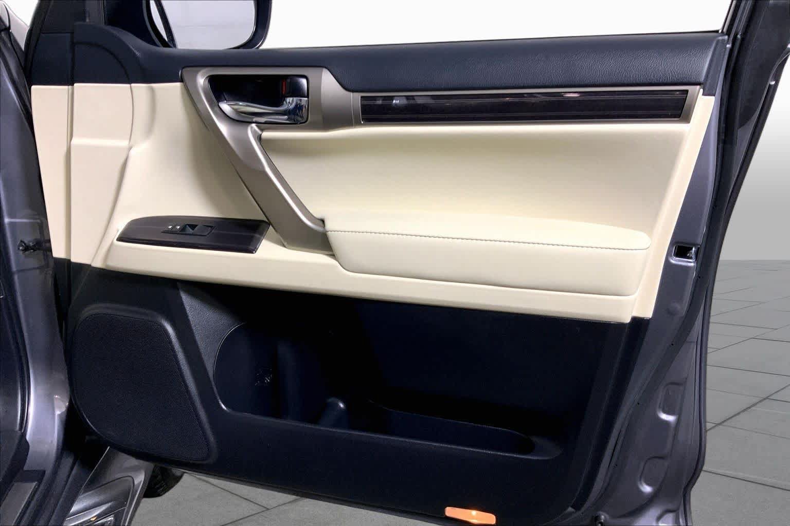 Certified 2021 Lexus GX 460 Premium w/ Premium Package AWD/4WD image 23