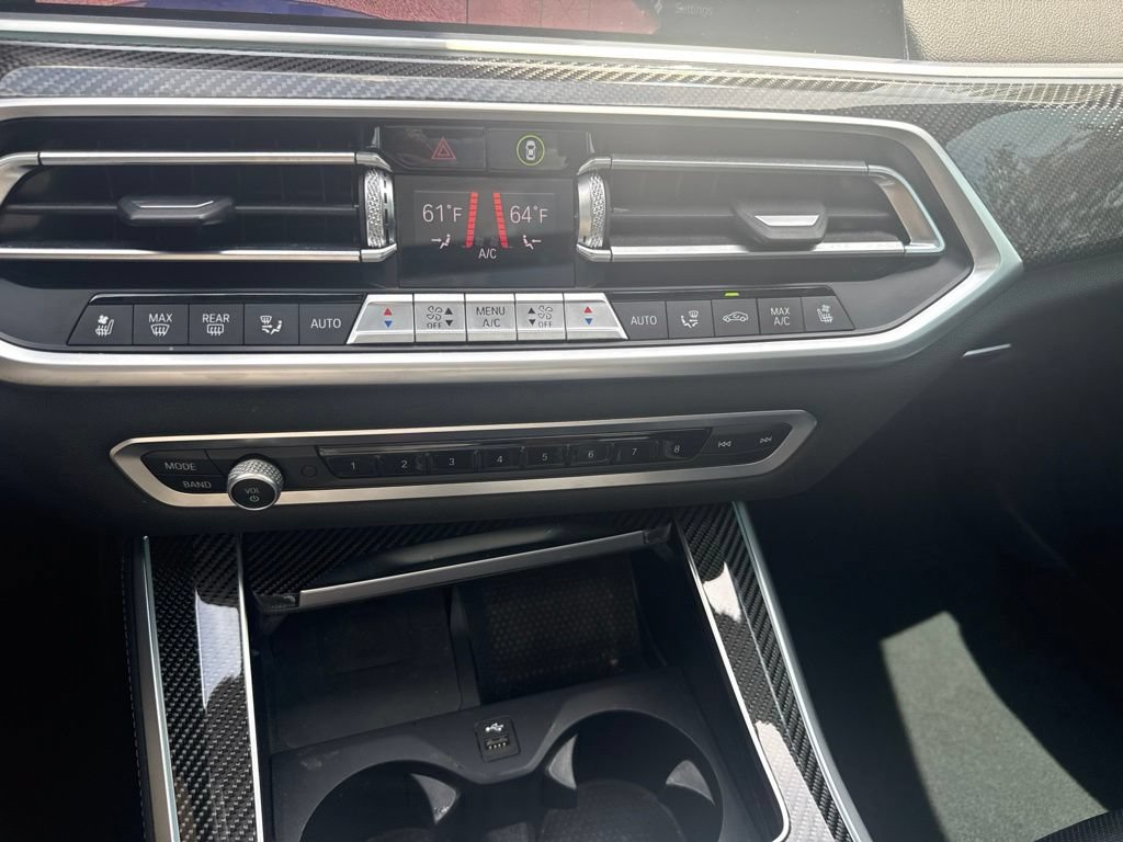 Used 2021 BMW X5 M50i w/ Dynamic Handling Package AWD/4WD image 19