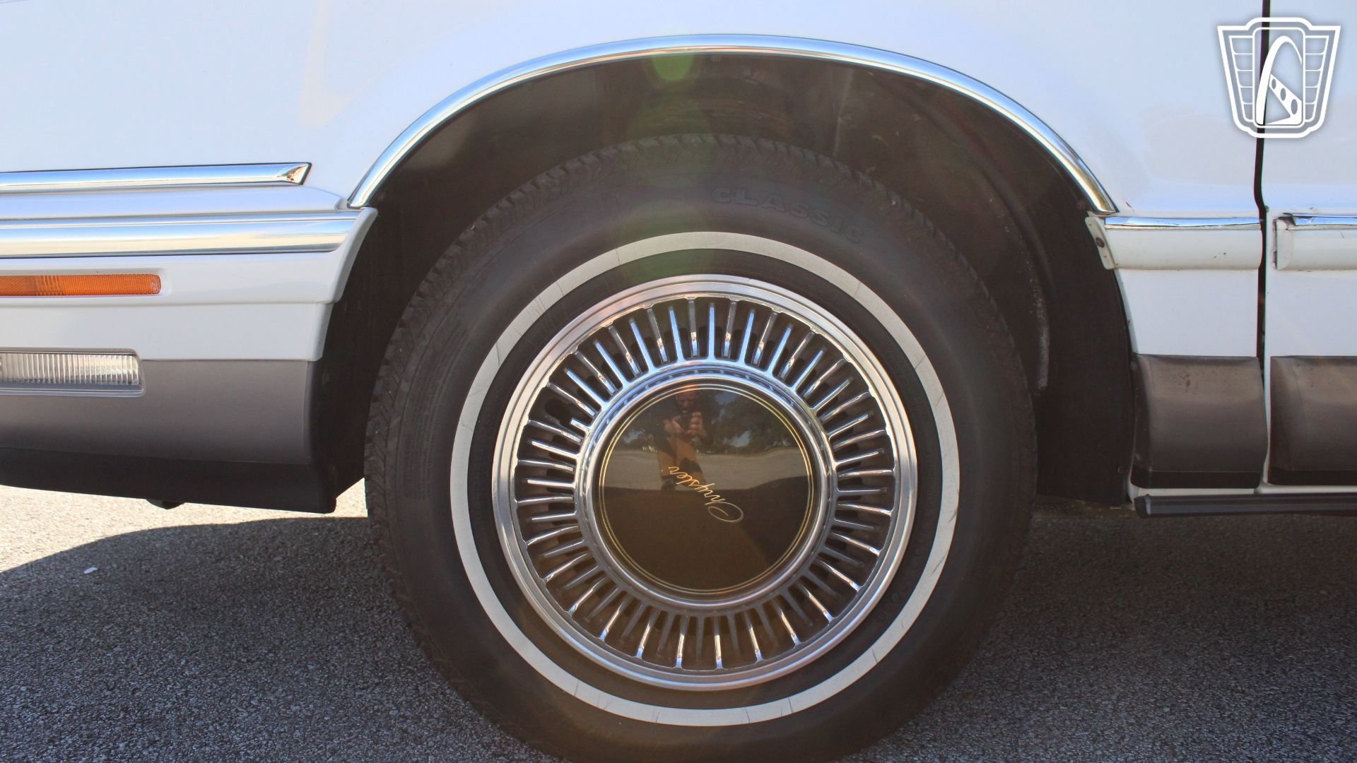 Used 1993 Chrysler New Yorker Fifth Avenue FWD image 38