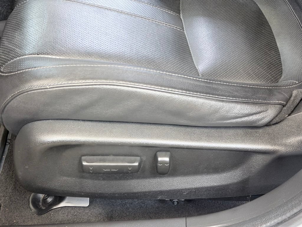 Used 2016 Honda Civic Touring image 14