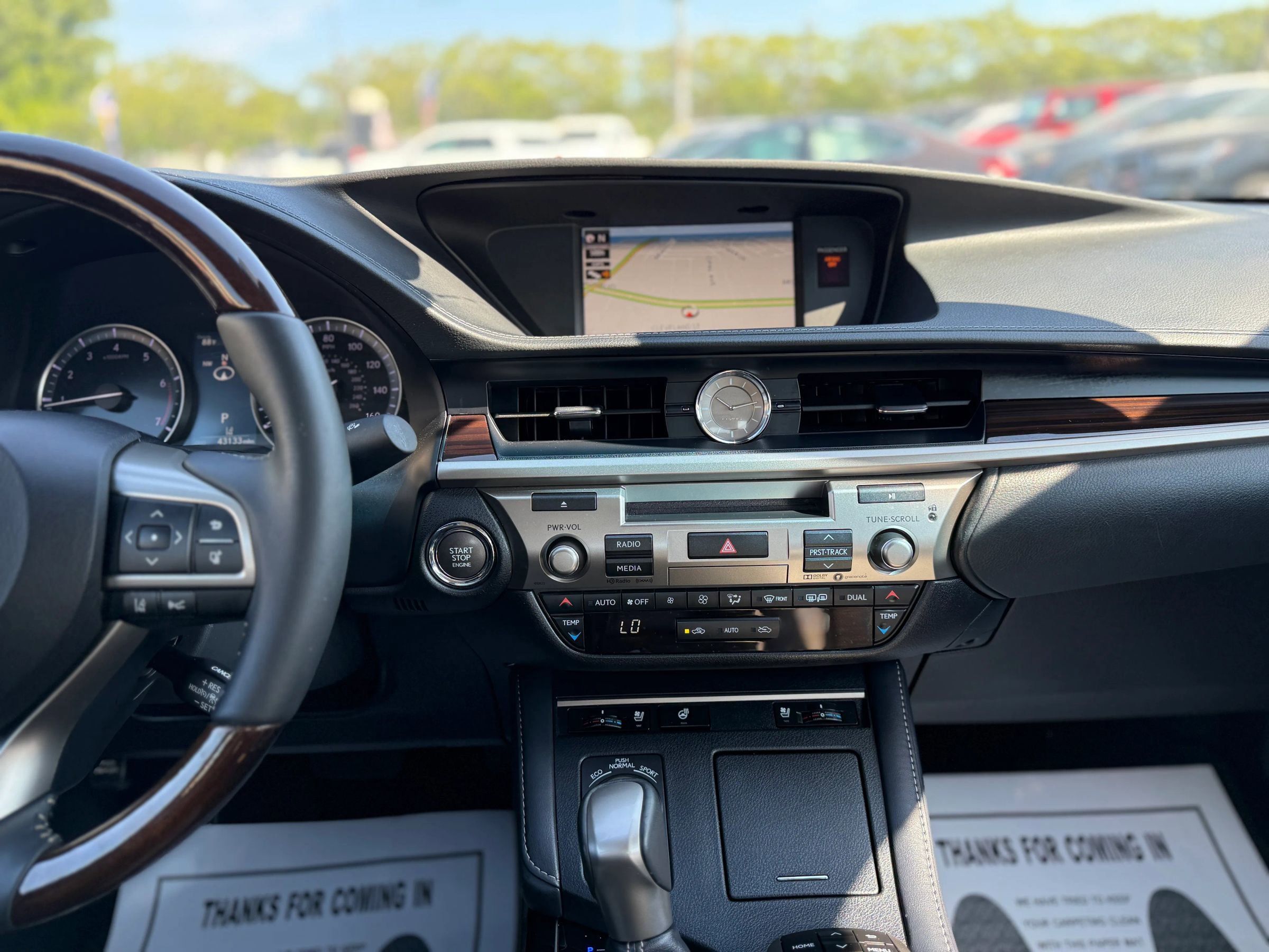 Used 2018 Lexus ES 350 w/ Navigation System Package image 27
