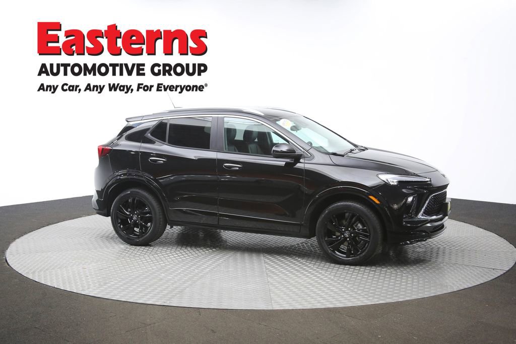 Used 2024 Buick Encore GX Sport Touring image 46