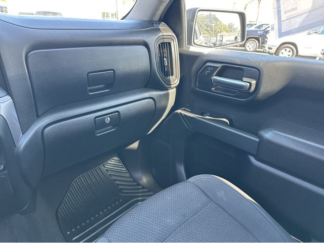 Used 2020 Chevrolet Silverado 1500 Custom w/ Custom Value Package RWD image 14