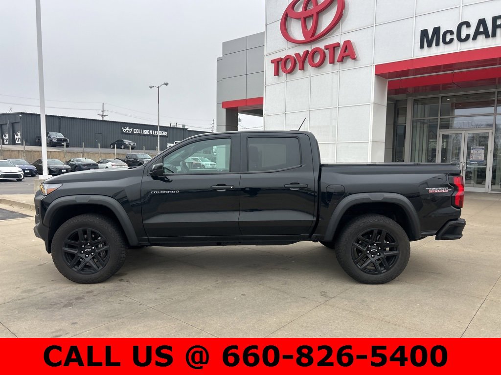 Used 2024 Chevrolet Colorado Trail Boss w/ Technology Package image 6
