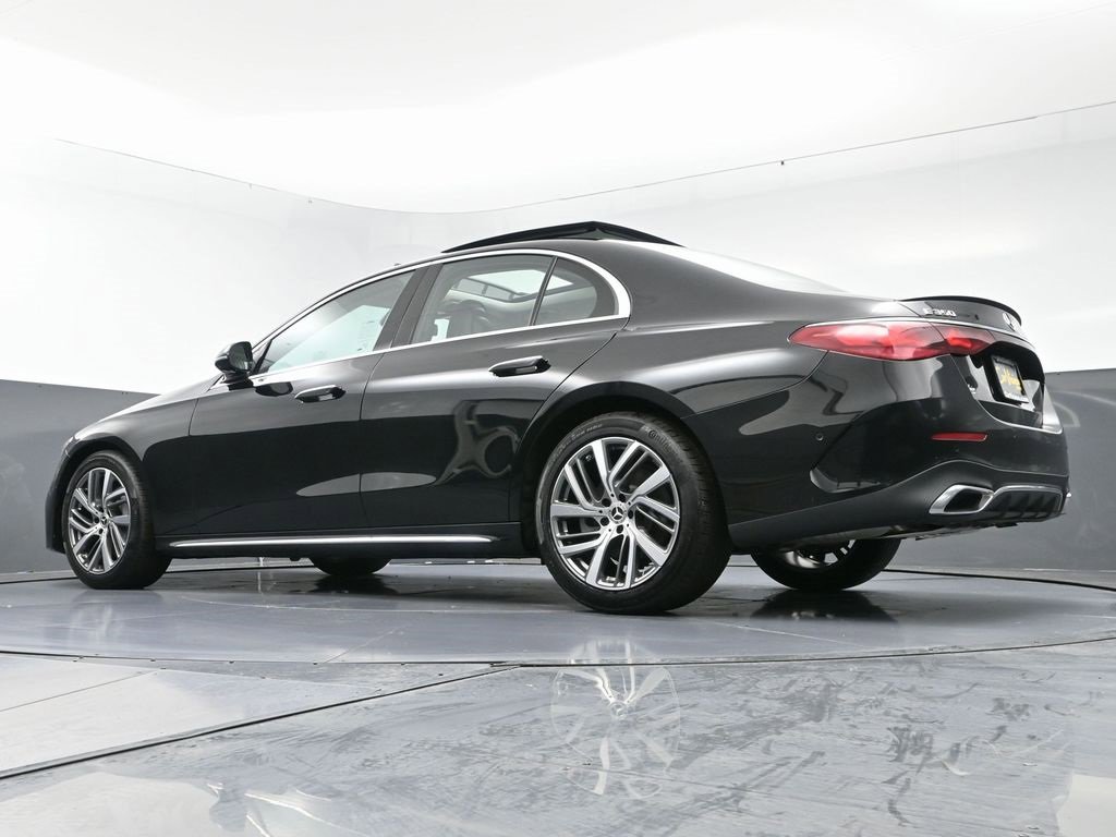 Used 2024 Mercedes-Benz E 350 4MATIC Sedan image 59