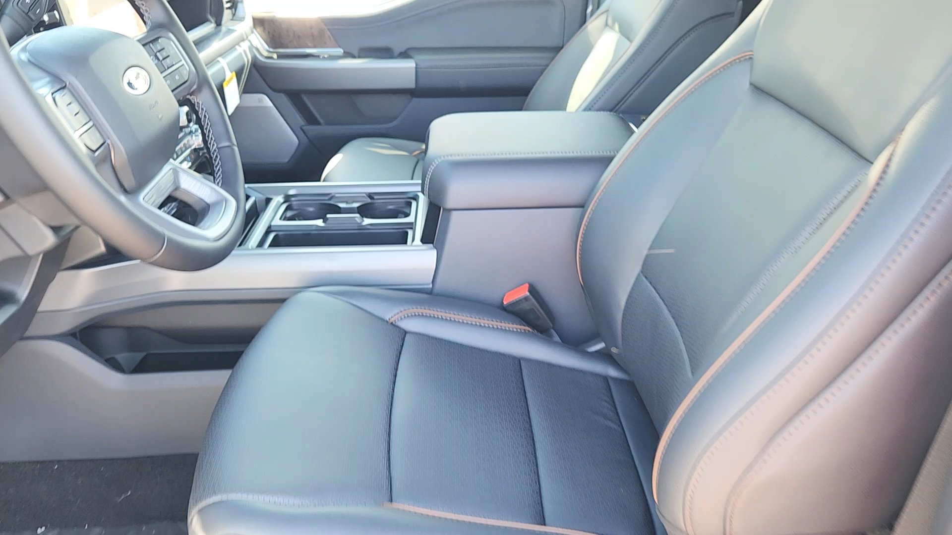 New 2026 Ford F250 Lariat w/ FX4 Off-Road Package image 19