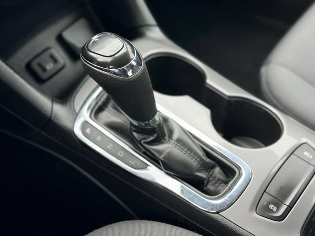 Used 2019 Chevrolet Cruze LT w/ LT Fleet Convenience Package FWD image 14