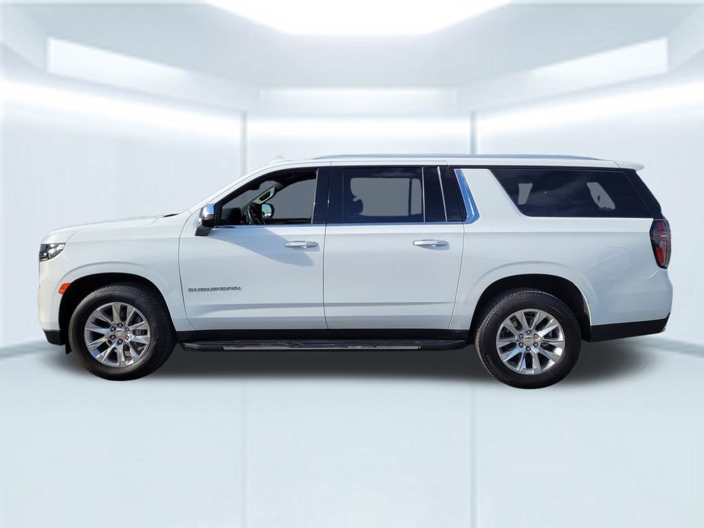 Used 2023 Chevrolet Suburban Premier image 2