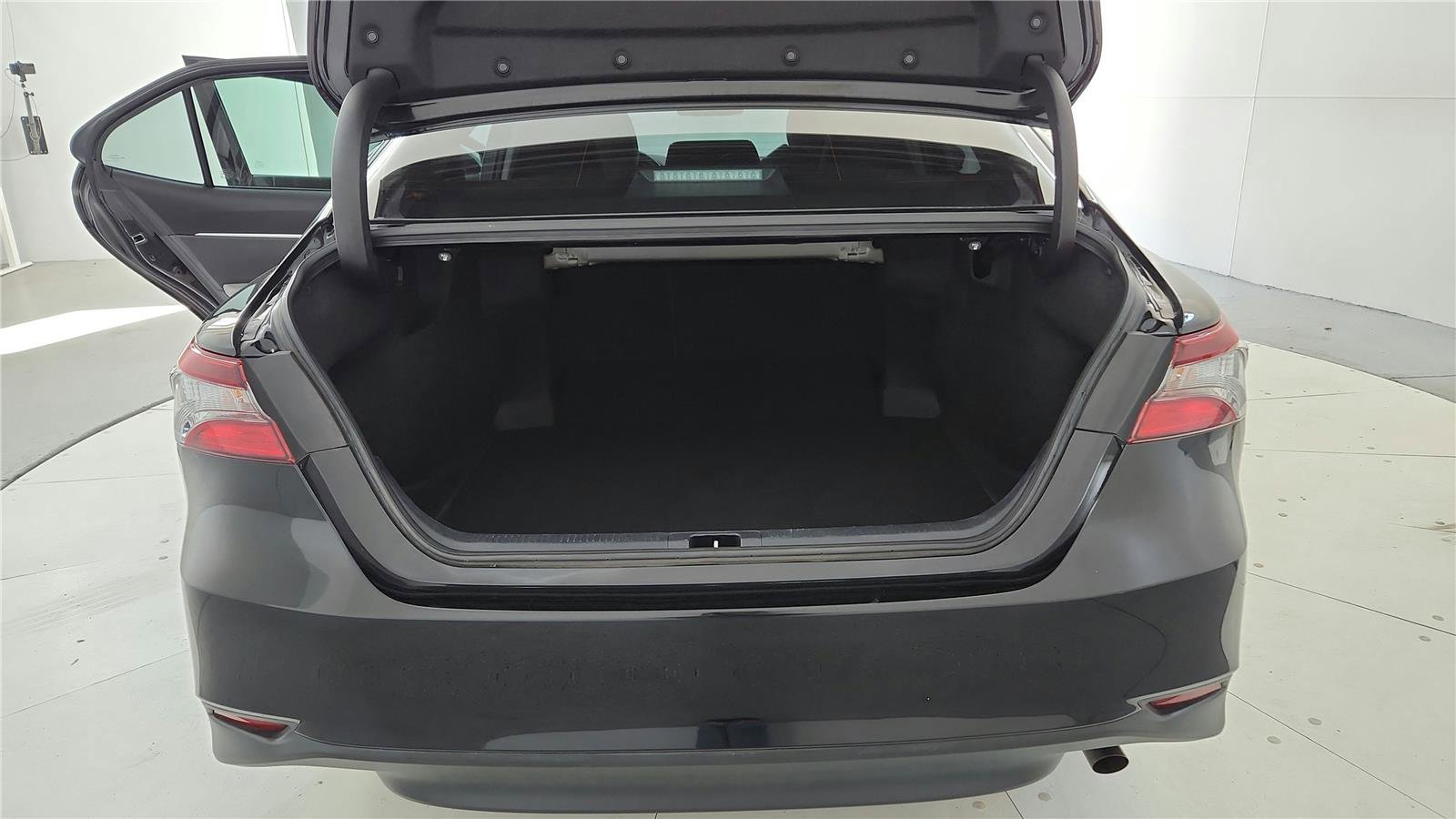 Used 2023 Toyota Camry LE FWD image 20