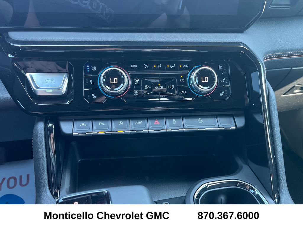 Used 2025 GMC Sierra 1500 AT4 w/ AT4 Premium Package image 17