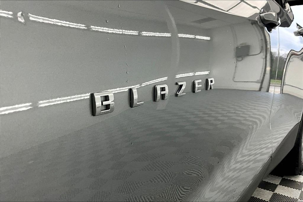 Used 2024 Chevrolet Blazer LT w/ Convenience Package image 8
