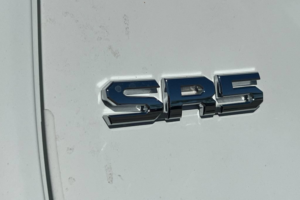 Certified 2025 Toyota Tacoma SR5 AWD/4WD image 29