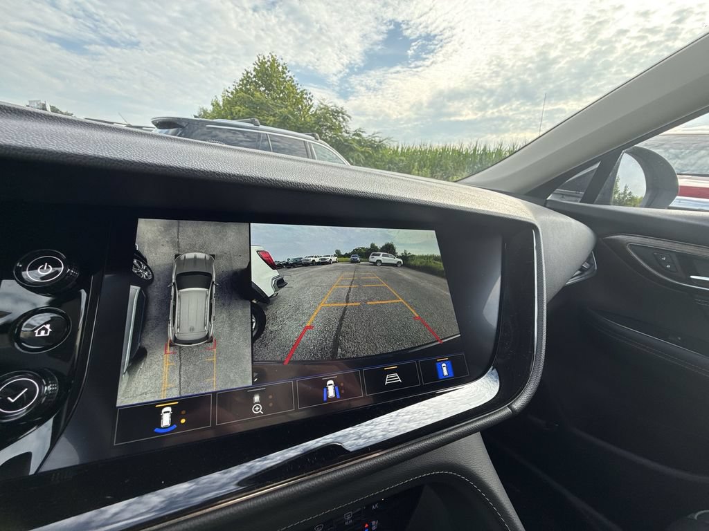 Certified 2023 Buick Envision Avenir FWD image 21