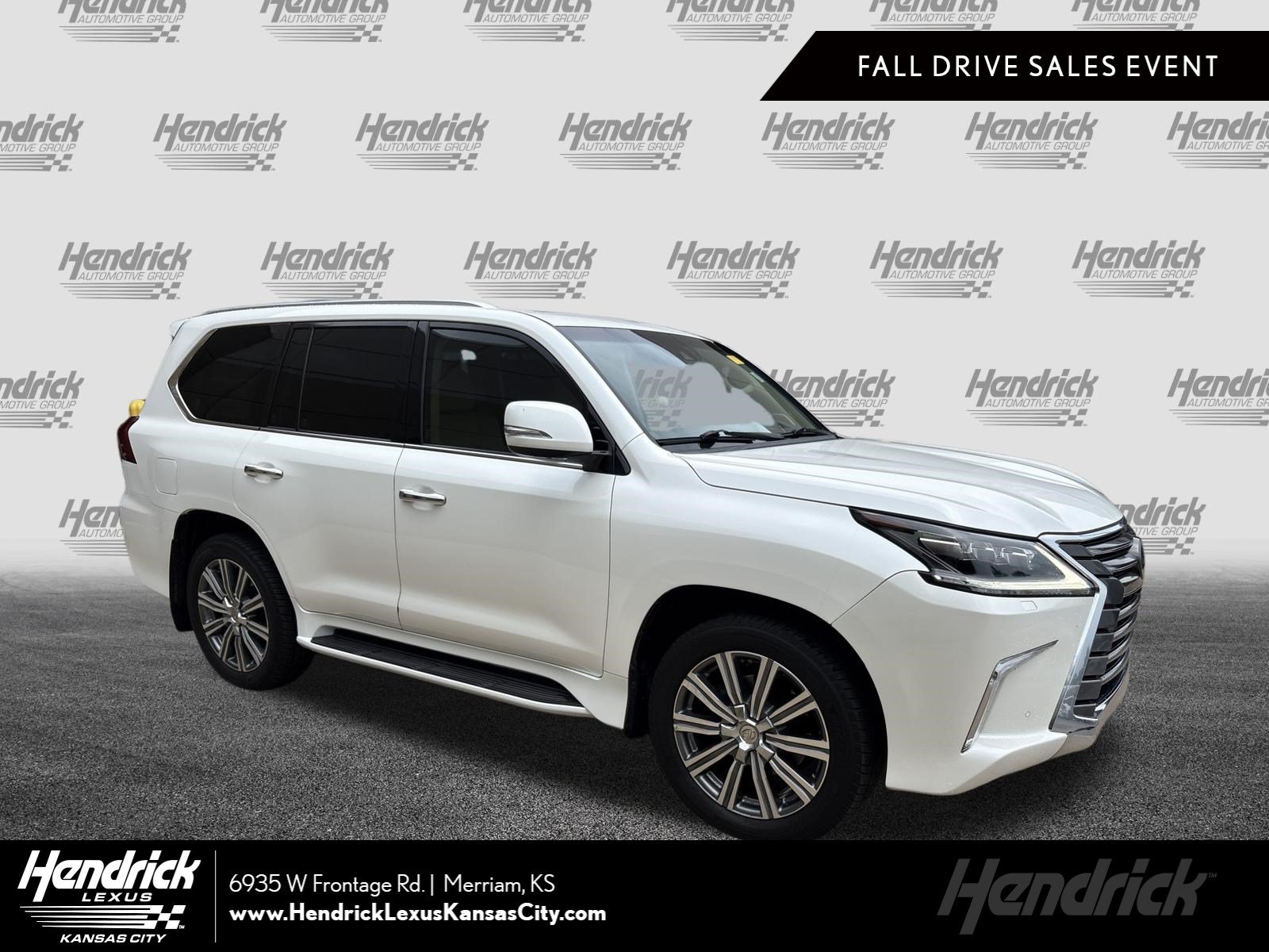 Used 2017 Lexus LX 570 4WD w/ Luxury Package image 1