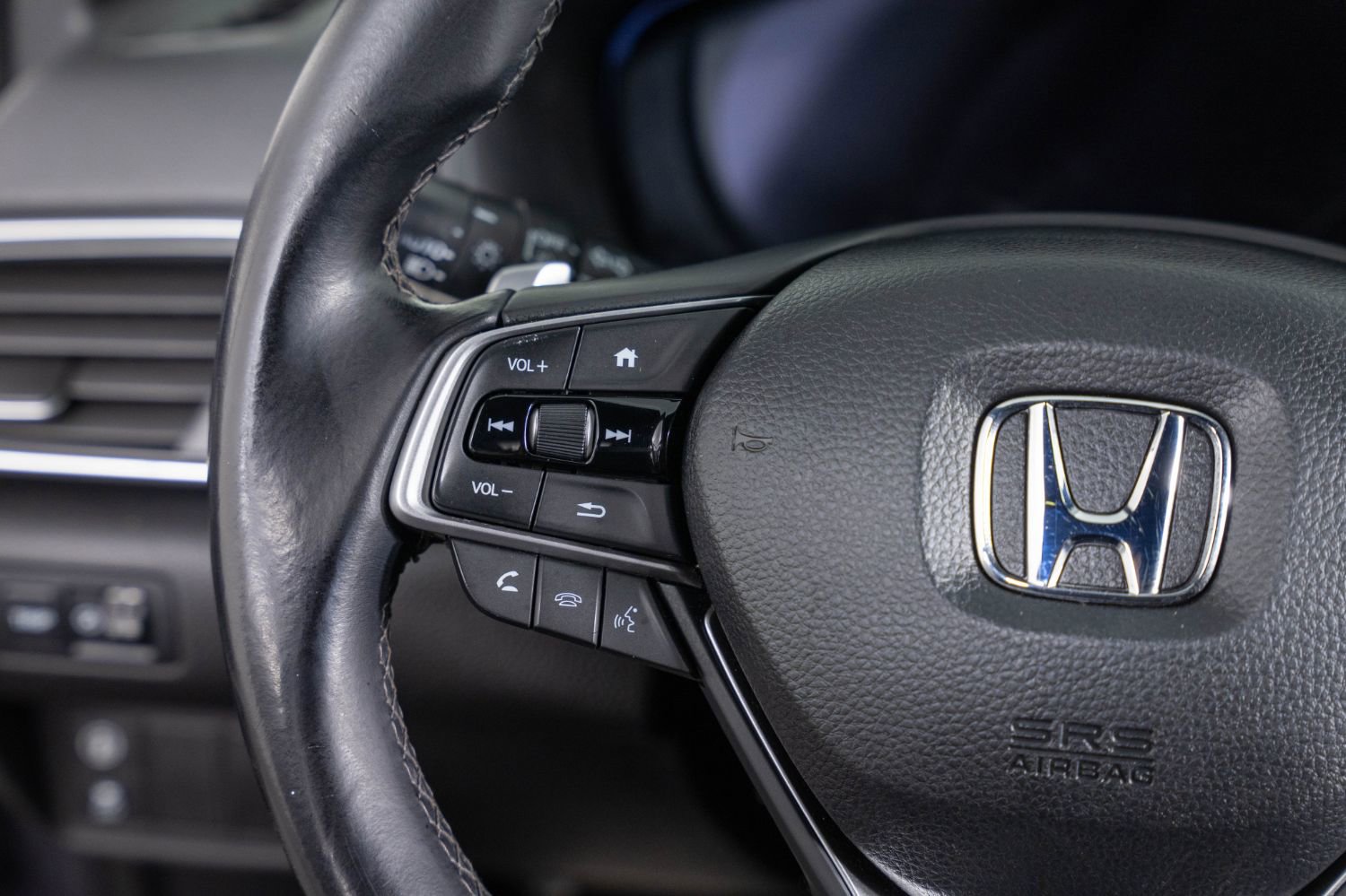 Used 2018 Honda Accord Sport image 30