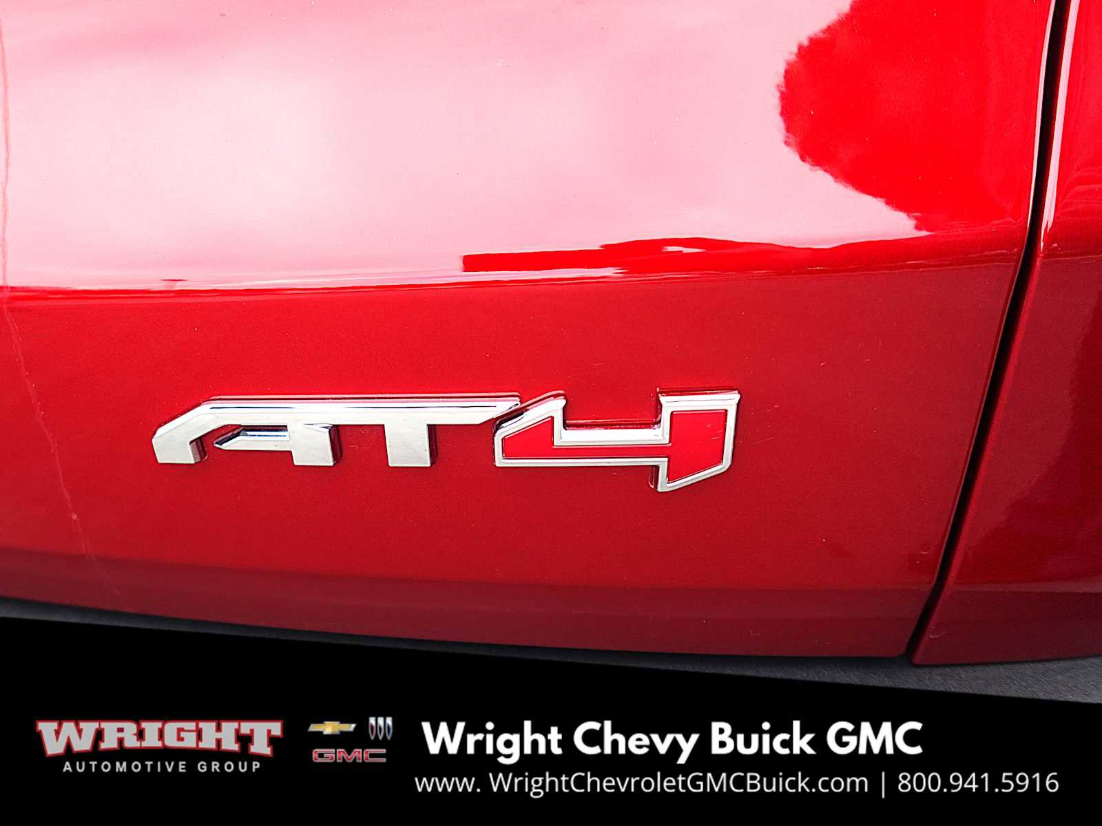 Used 2025 GMC Acadia AT4 w/ Luxury Package image 11