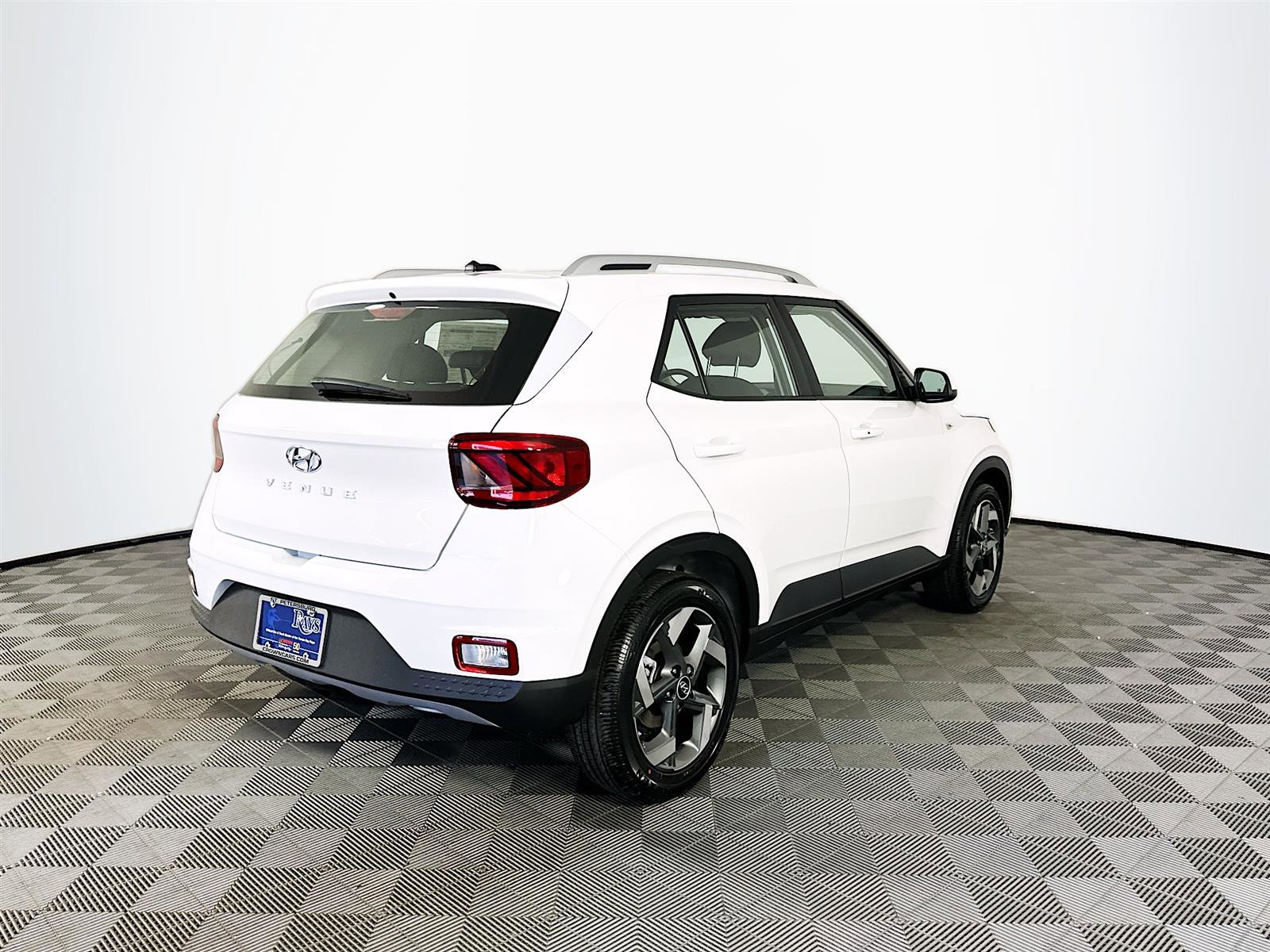 New 2025 Hyundai Venue SEL image 7