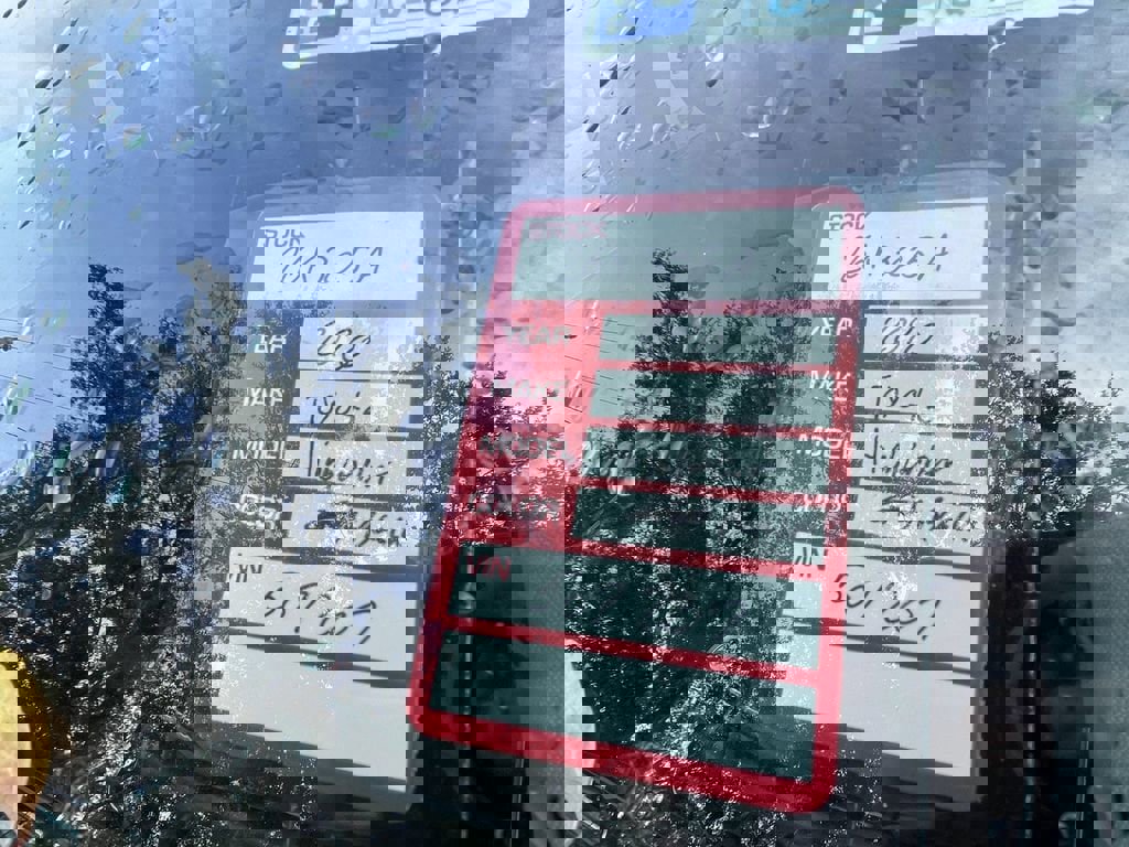 Used 2020 Toyota Highlander XLE image 10