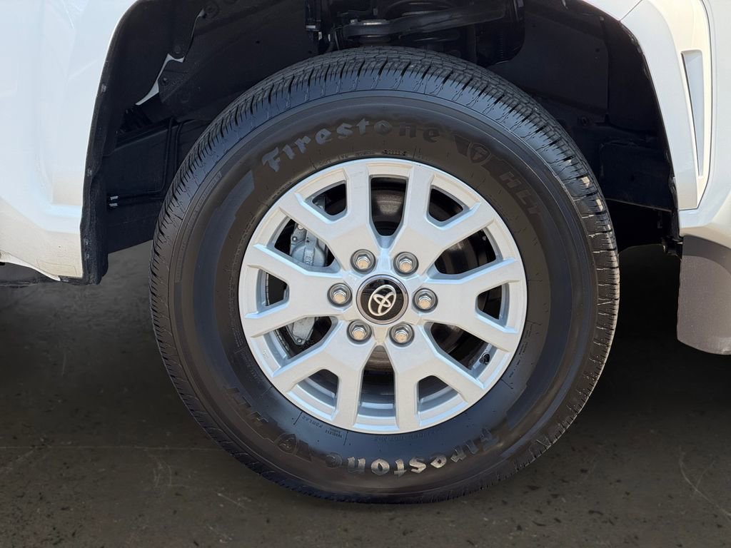 Used 2025 Toyota Tacoma SR5 image 10