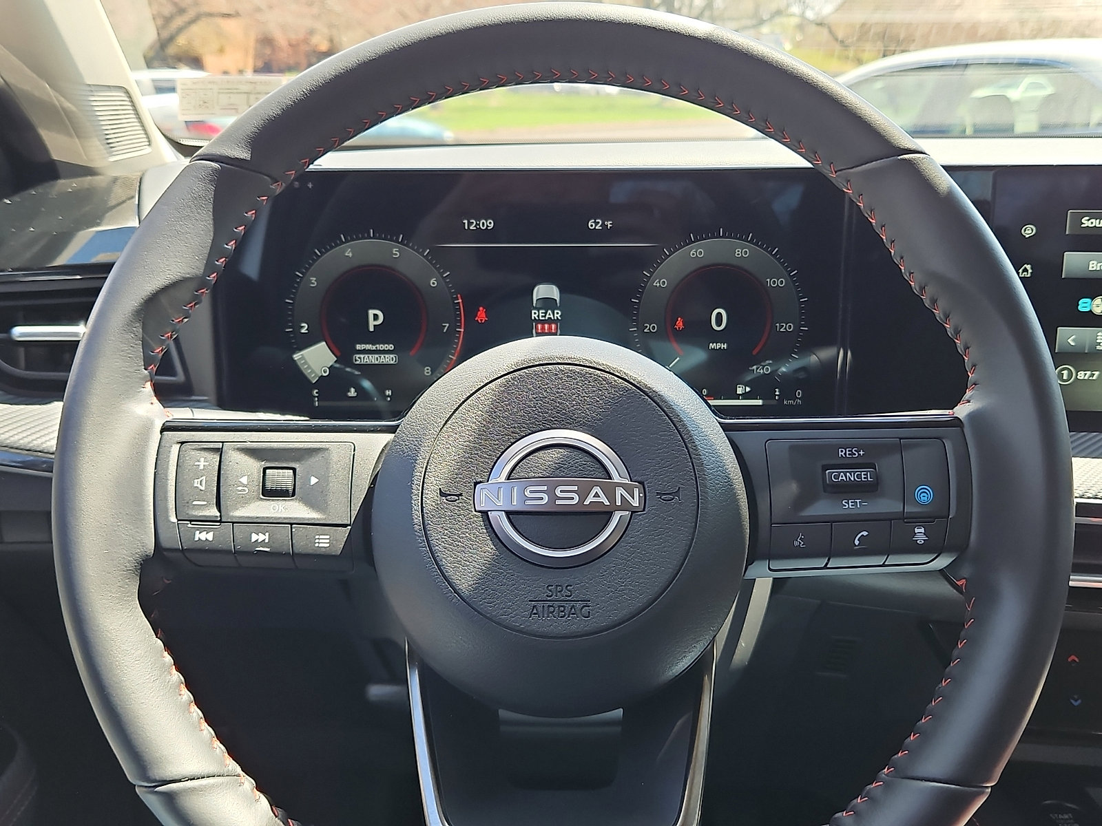 Certified 2025 Nissan Kicks SR image 18