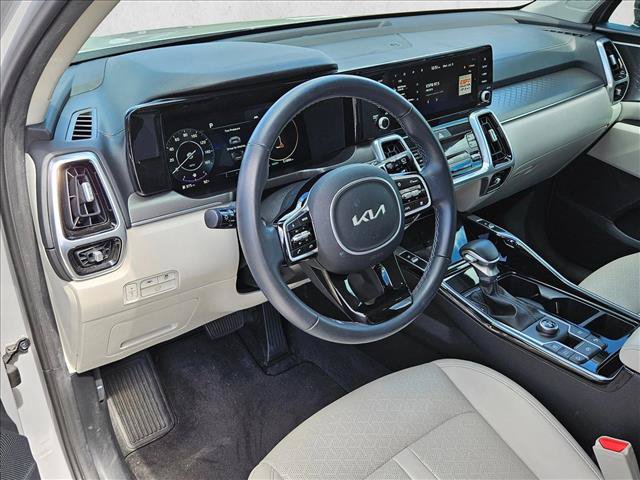 Used 2023 Kia Sorento SX FWD image 9