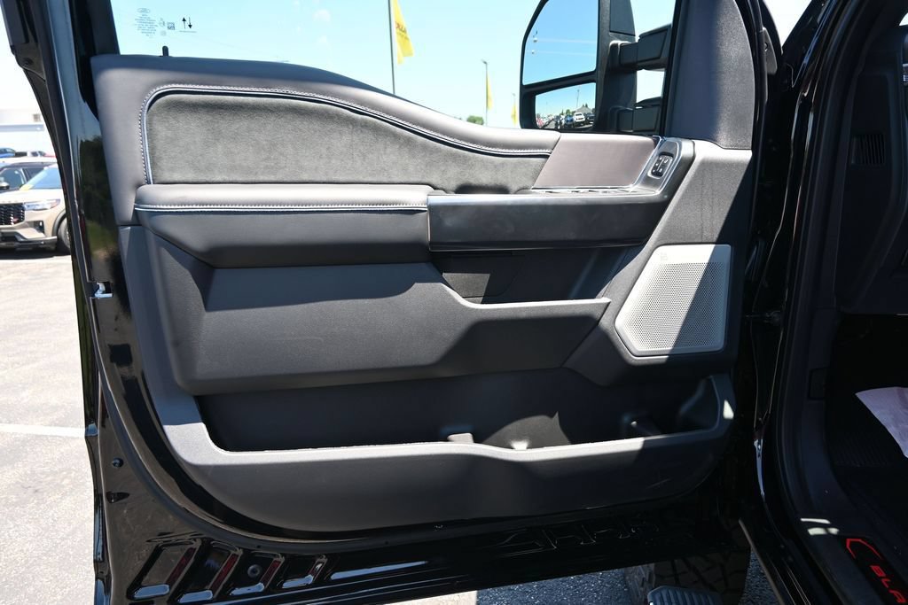 New 2026 Ford F350 Platinum AWD/4WD image 18