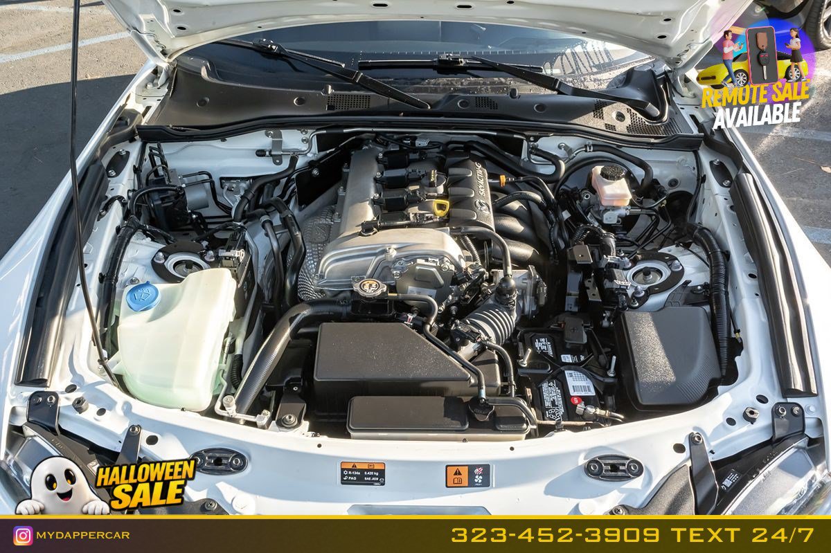 Used 2021 MAZDA MX-5 Miata Sport RWD image 15