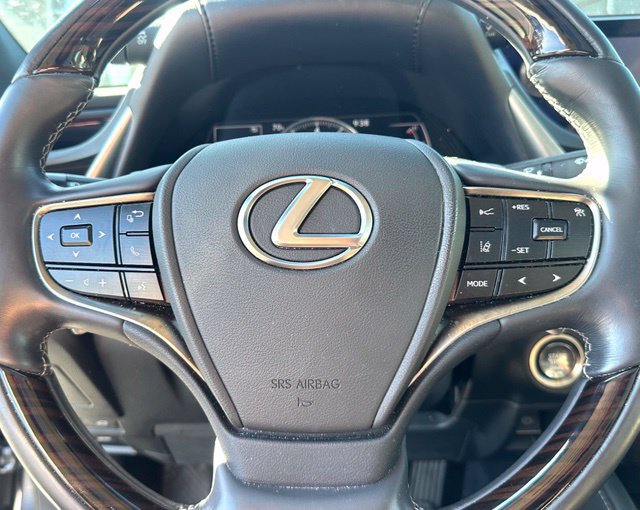 Used 2021 Lexus ES 350 Ultra Luxury w/ Accessory Package FWD image 19