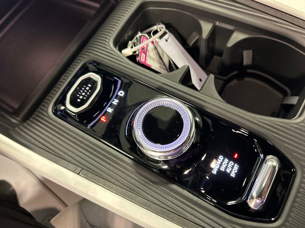 New 2026 Jeep Cherokee Laredo AWD/4WD image 18
