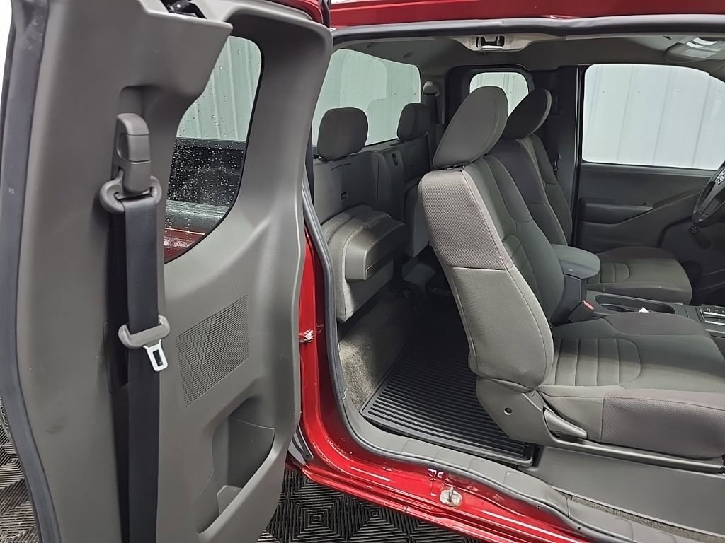 Used 2017 Nissan Frontier S w/ S Work Truck Package RWD image 17