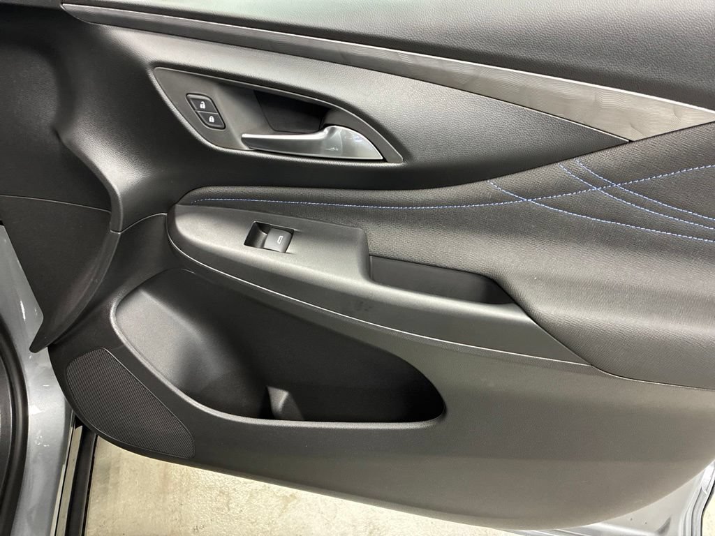 New 2026 Buick Envista Sport Touring w/ Convenience I Package FWD image 8