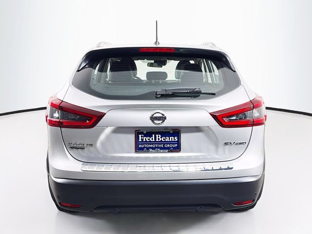 Certified 2022 Nissan Rogue Sport SV w/ Technology Package AWD/4WD image 8