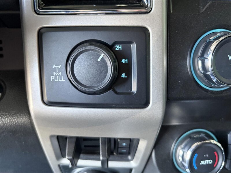 Used 2021 Ford F250 Lariat w/ Tremor Off-Road Package AWD/4WD image 15