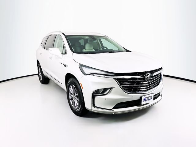 Used 2024 Buick Enclave Essence w/ Trailering Package, 5000 lbs.