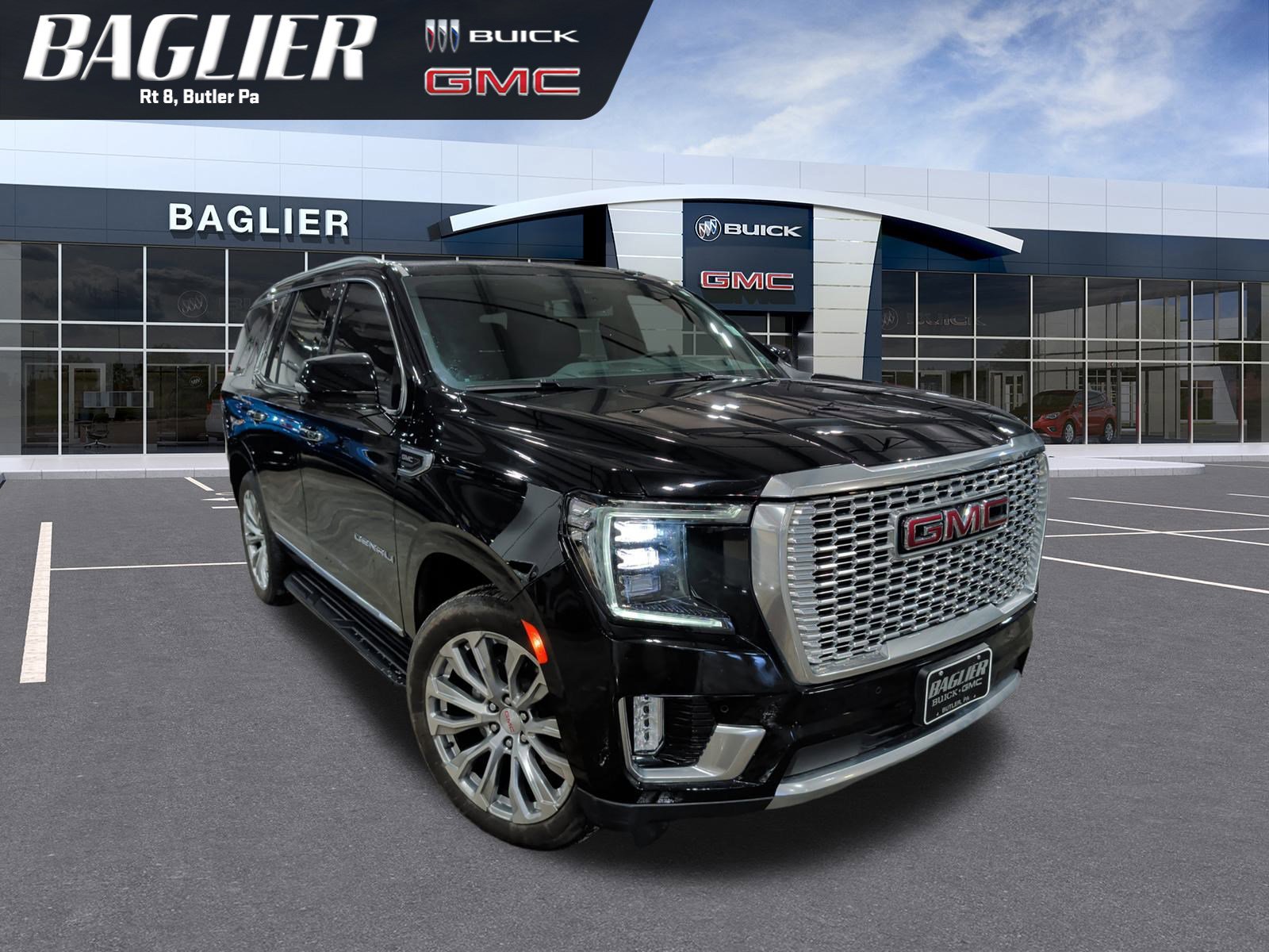 Used 2024 GMC Yukon Denali w/ Max Trailering Package image 1