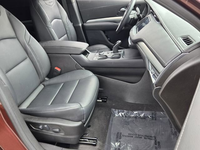 Used 2023 Cadillac XT4 Premium Luxury FWD image 16