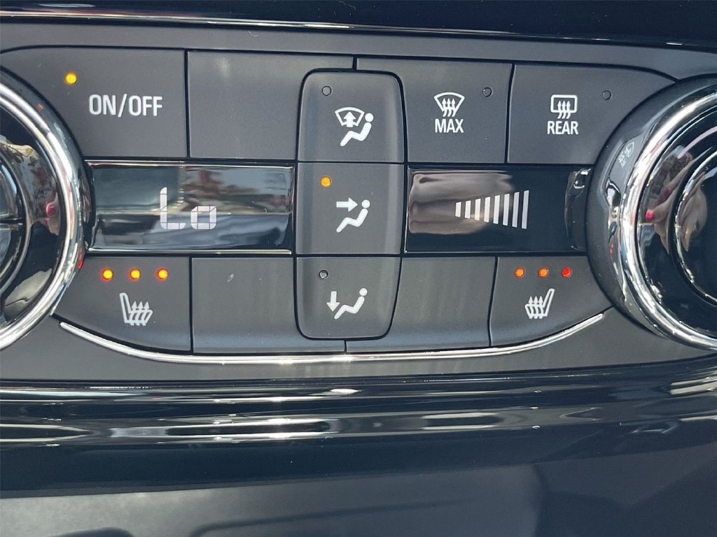 New 2026 Chevrolet Trax RS w/ Driver Confidence Package FWD image 19