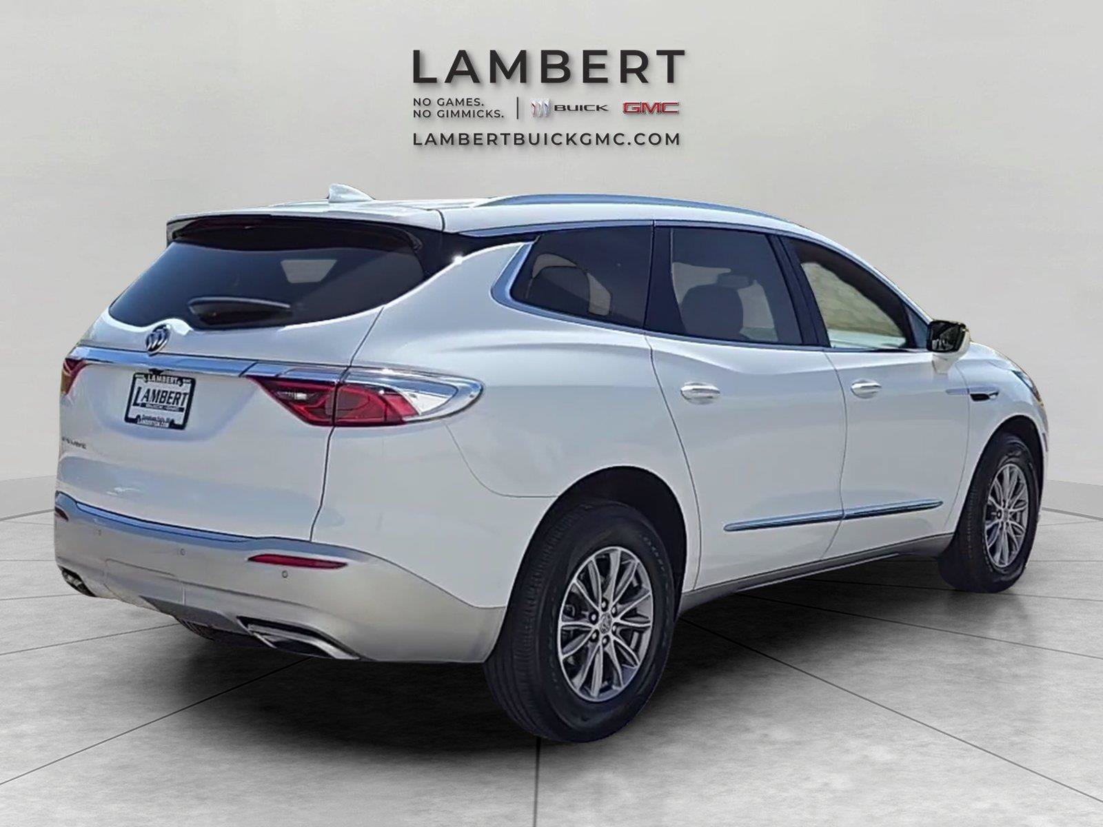 Used 2024 Buick Enclave Essence FWD image 5