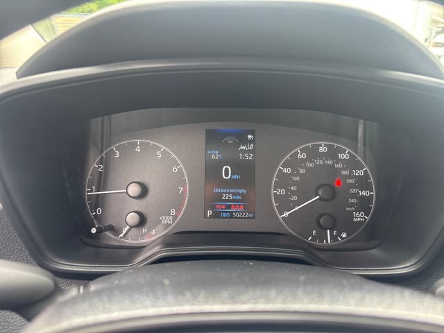 Used 2025 Toyota RAV4 XLE AWD/4WD image 37