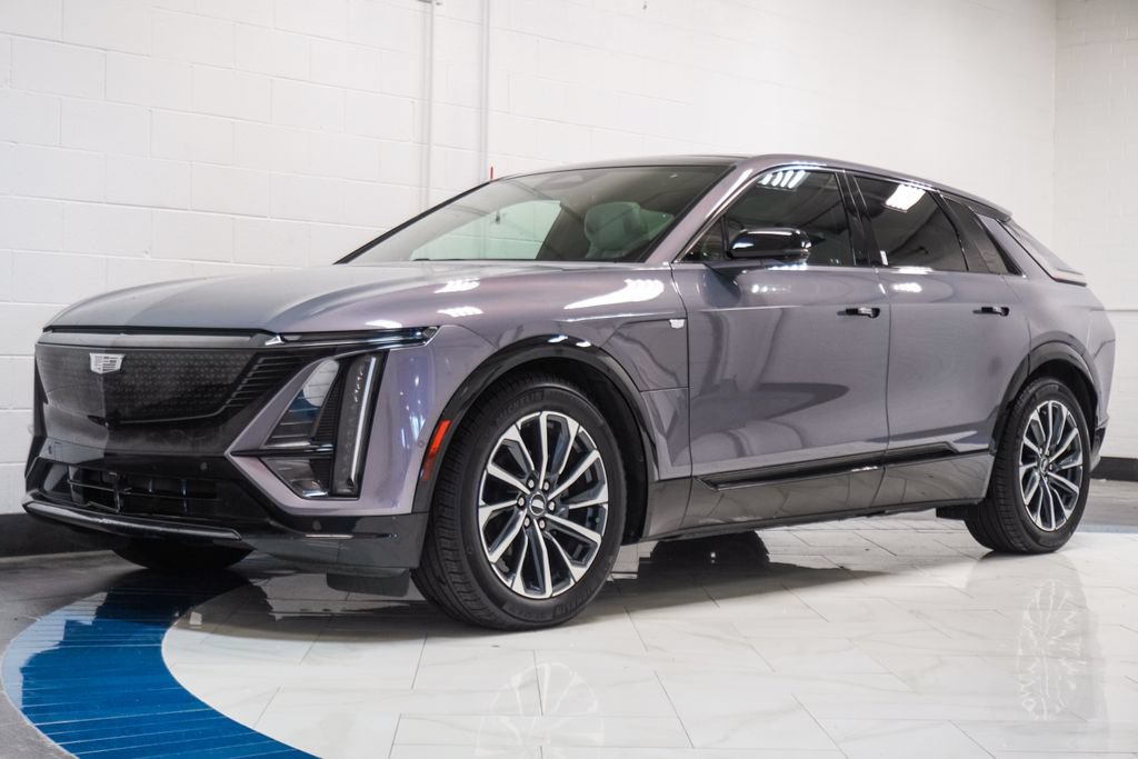 Used 2024 Cadillac Lyriq Sport AWD/4WD image 4