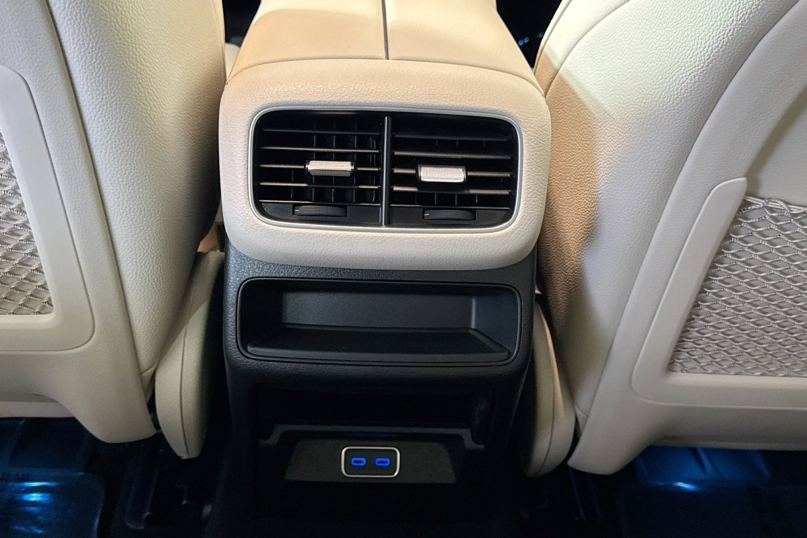 Used 2025 Mercedes-Benz GLE 350 4MATIC image 24