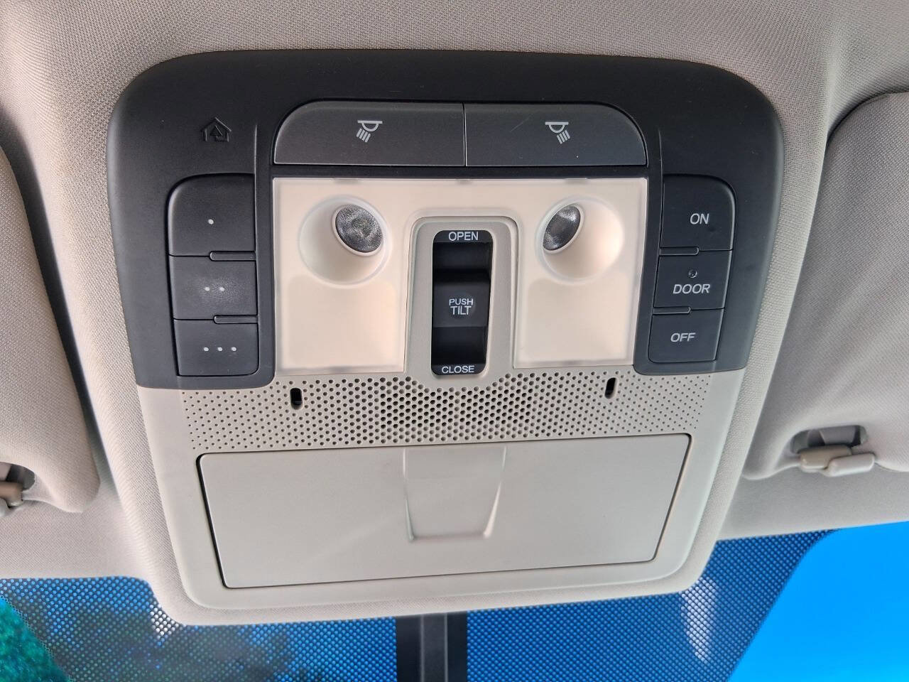 Used 2011 Acura MDX w/ Technology Package image 28