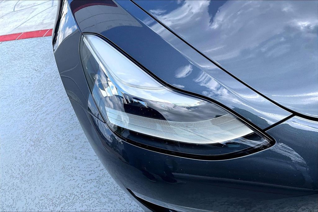 Used 2020 Tesla Model 3 Long Range image 31