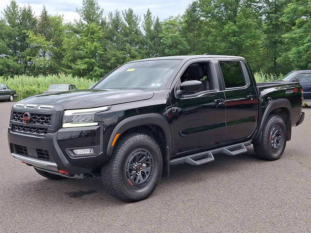 Certified 2025 Nissan Frontier PRO-4X w/ Pro Premium Package AWD/4WD image 3