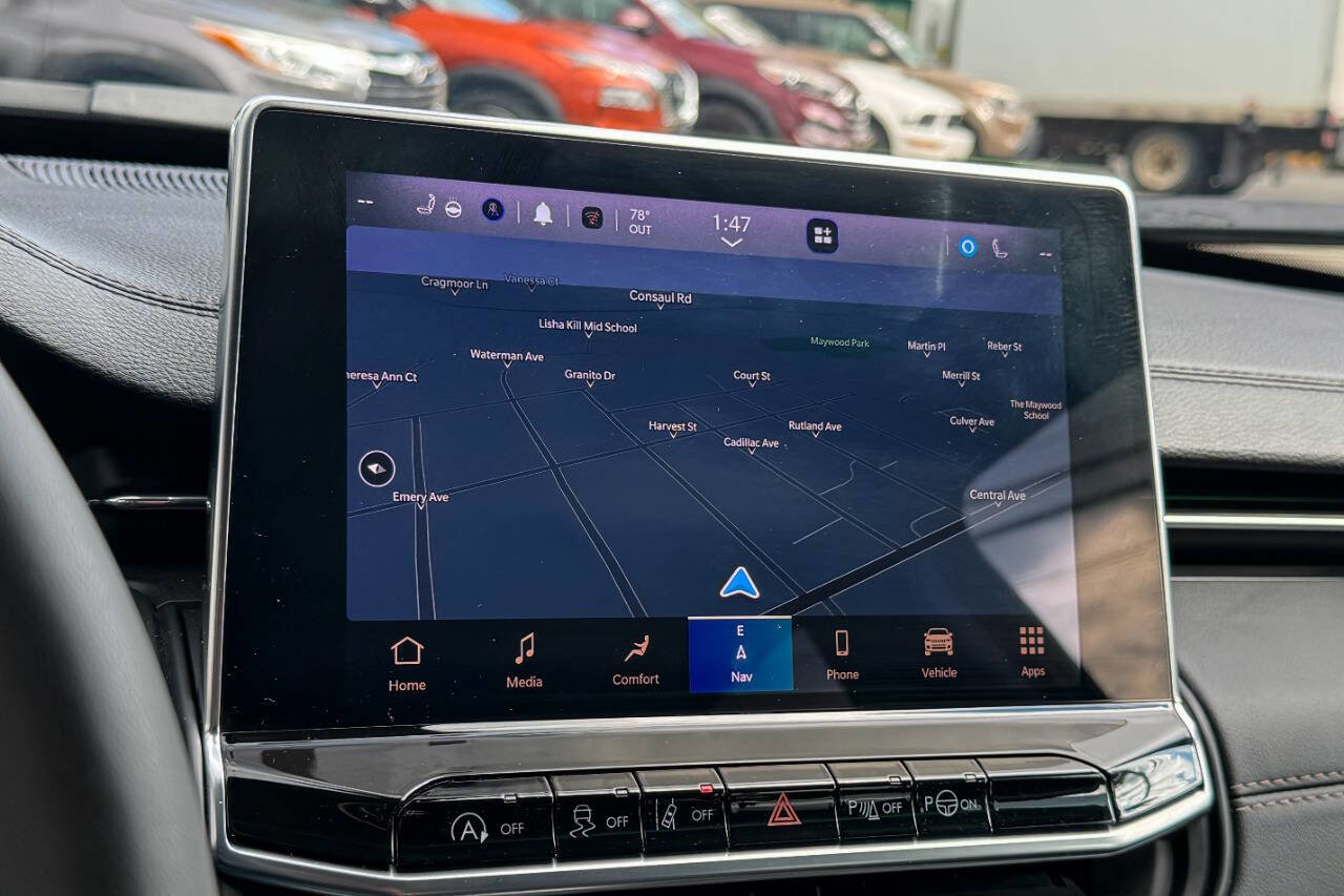 Used 2024 Jeep Compass Limited w/ Sun and Sound Group image 24