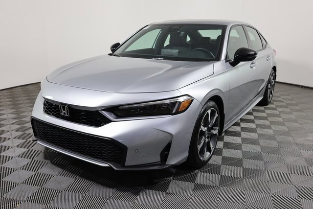 Used 2025 Honda Civic Sport Touring image 1